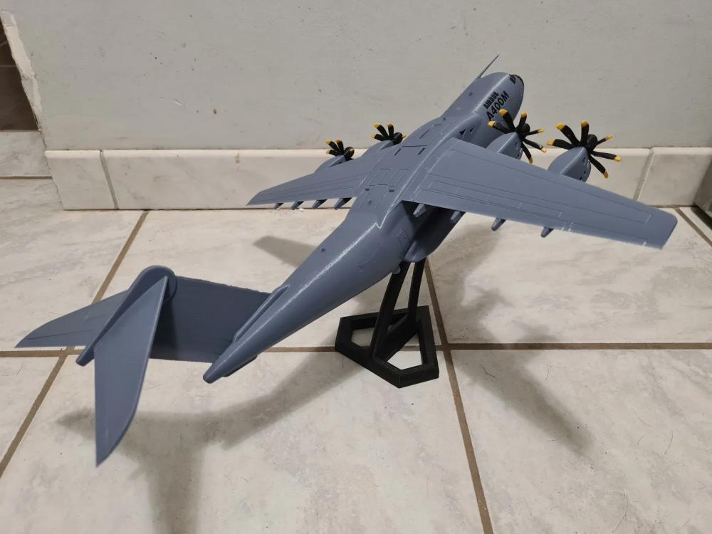 运输飞机 A400 M - 比例尺 1：80 