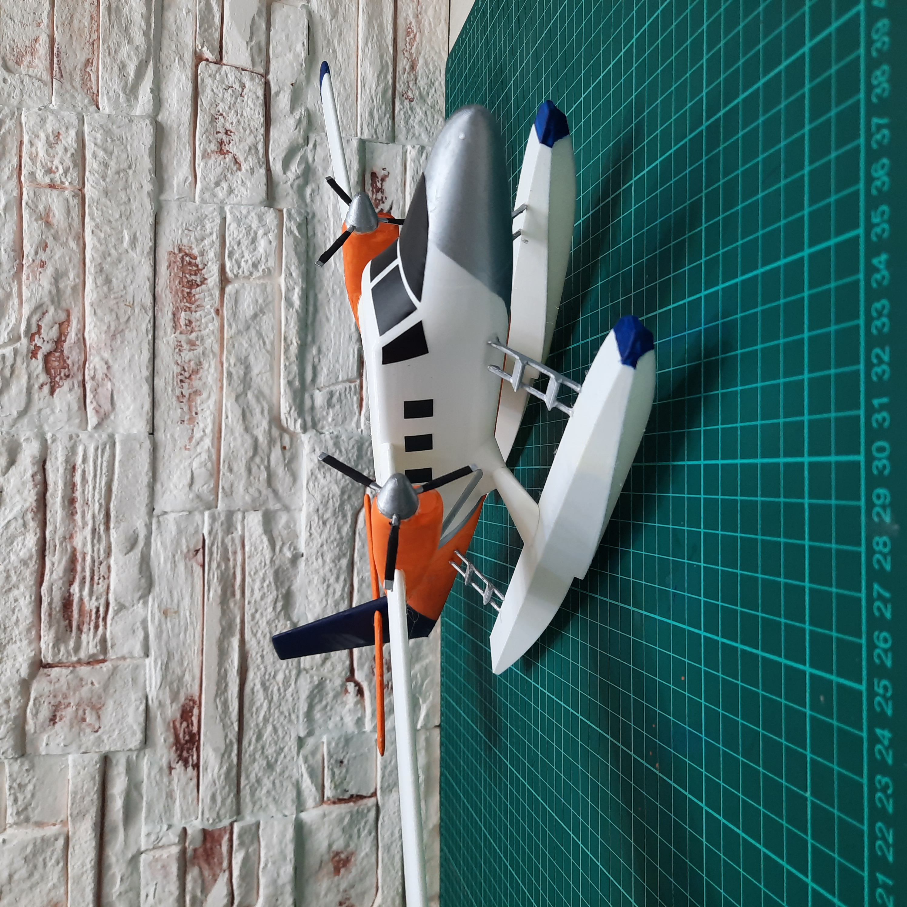 DHC-6 双涡桨飞机 1/40 比例